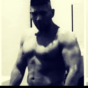 Meet your Posher, Tomas